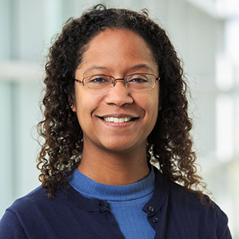 Professor Marcelle Soares-Santos